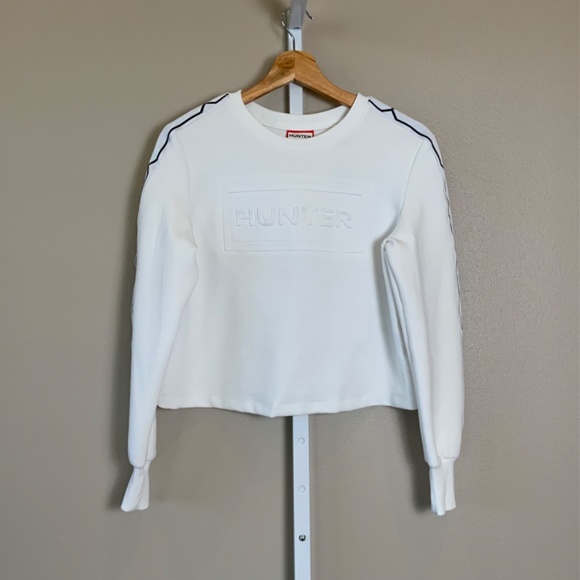 Hunter x Target Chainlink Sleeve Pullover Cropped Top - Picture 4 of 16